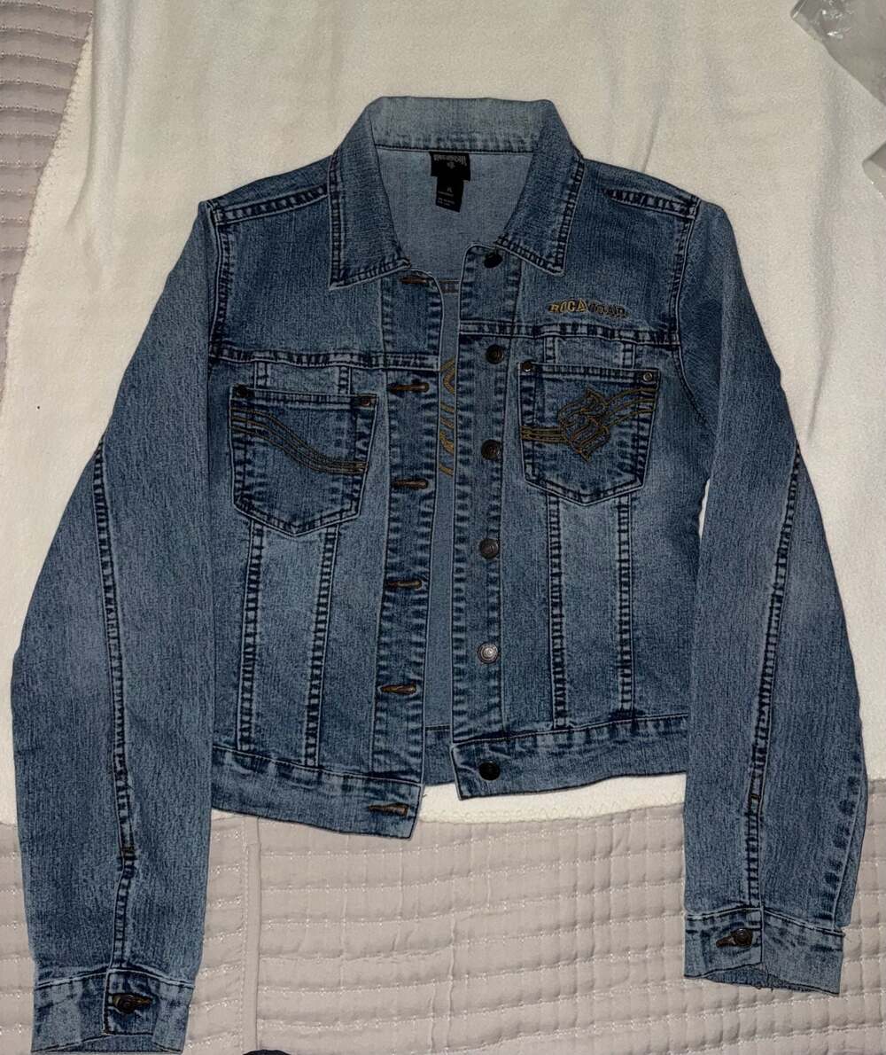 Rocawear Vintage Embroidered Logo Light Wash Denim Jacket Size XL